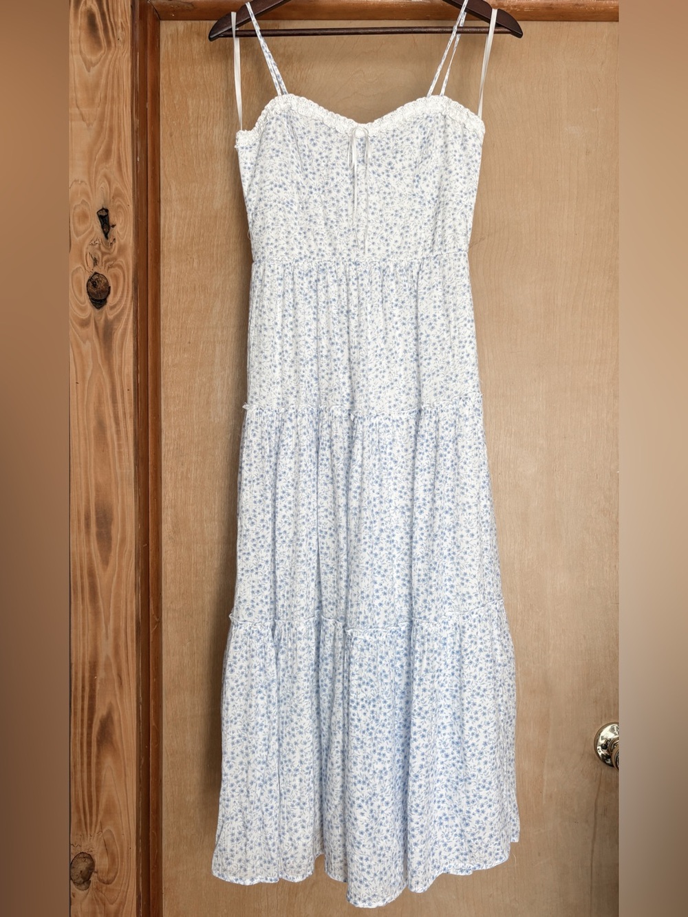 Trixxi Ditsy Floral Midi Dress w/ Tiered Skirt Size Small | Cottagecore Sundress